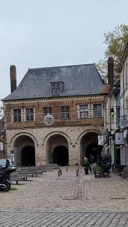 La Petite Place De La Porte De Gand Lille Exteriör bild
